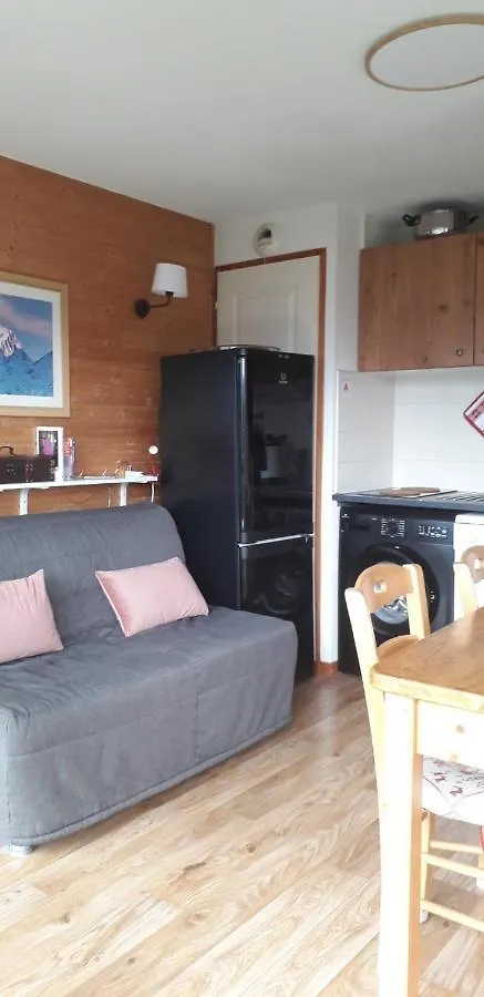 Chamrousse 1700 - Appartement classé 3 étoiles, avec vue sur les montagnes - Silènes C32